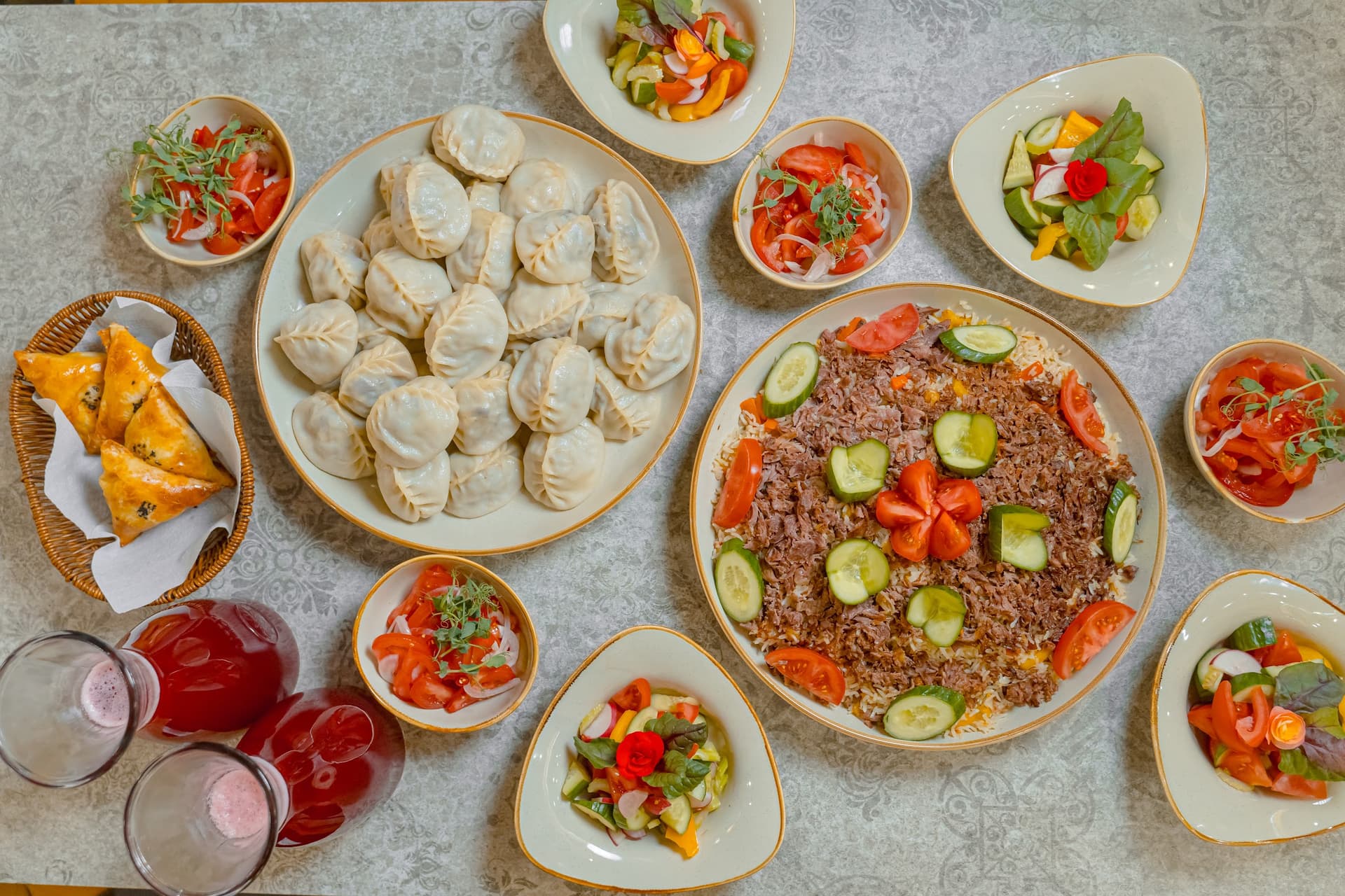 Ресторан Узбечка — декор